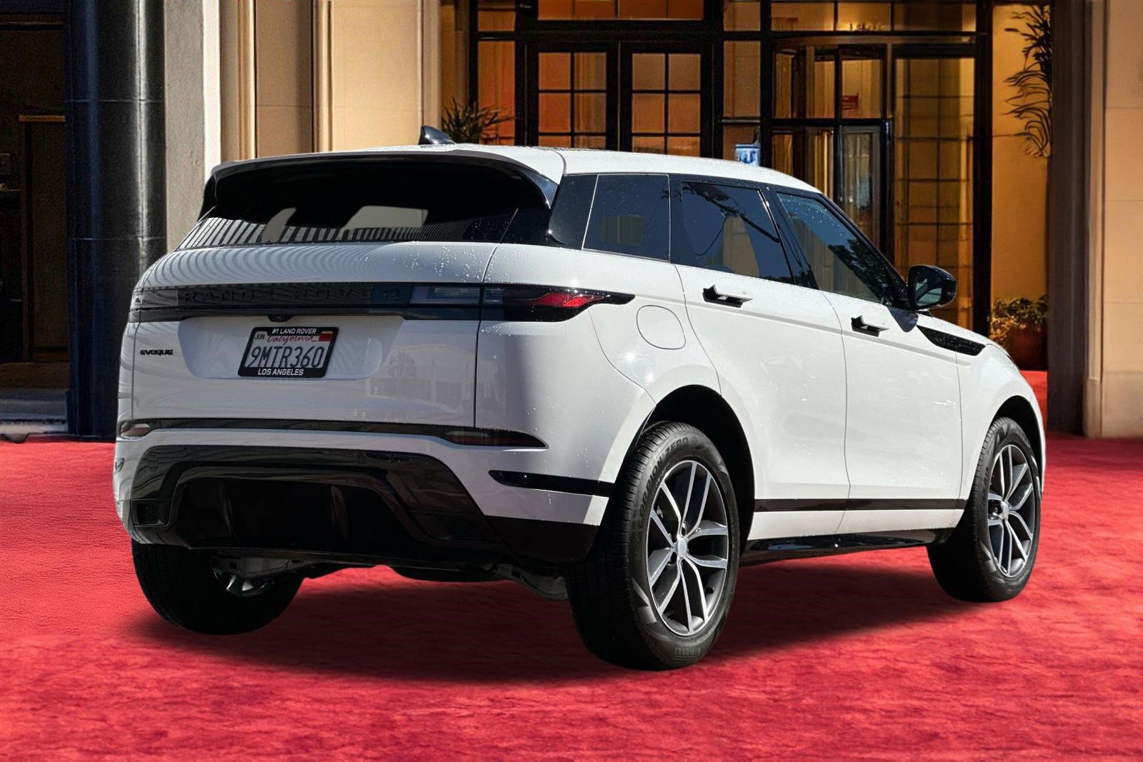 Certified 2024 Land Rover Range Rover Evoque Dynamic SE image 10