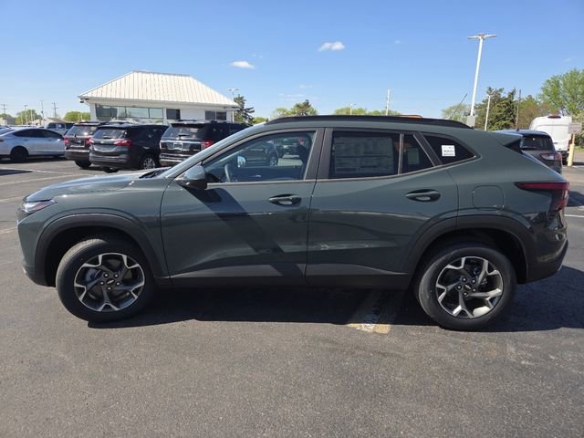 New 2026 Chevrolet Trax LT w/ Driver Confidence Package FWD image 19
