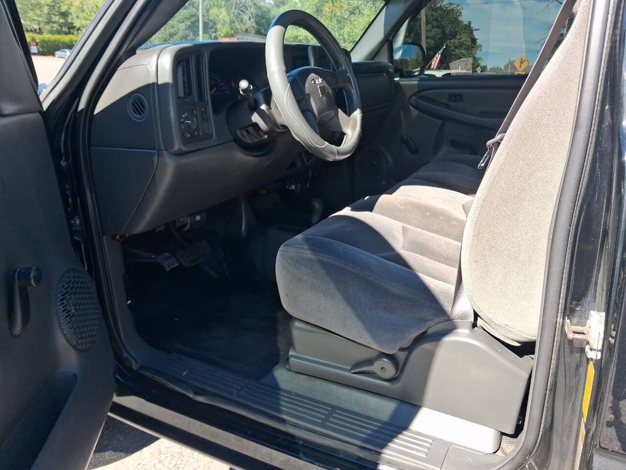Used 2007 GMC Sierra 1500 W/T AWD/4WD image 17