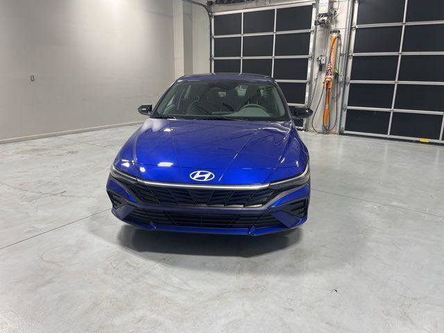 New 2026 Hyundai Elantra Sport image 2