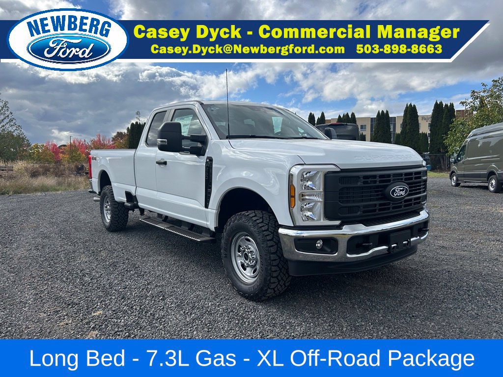 New 2027 Ford F250 XL w/ XL Off-Road 33" Tire Package AWD/4WD image 4