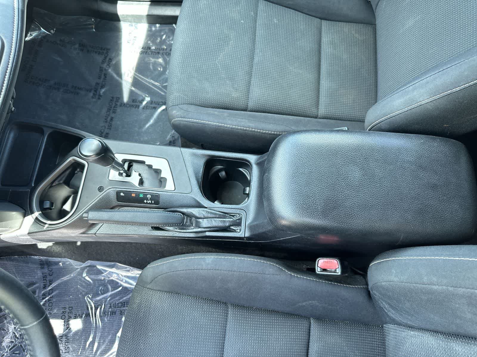 Used 2018 Toyota RAV4 XLE w/ Plus Extra Value Package FWD image 19