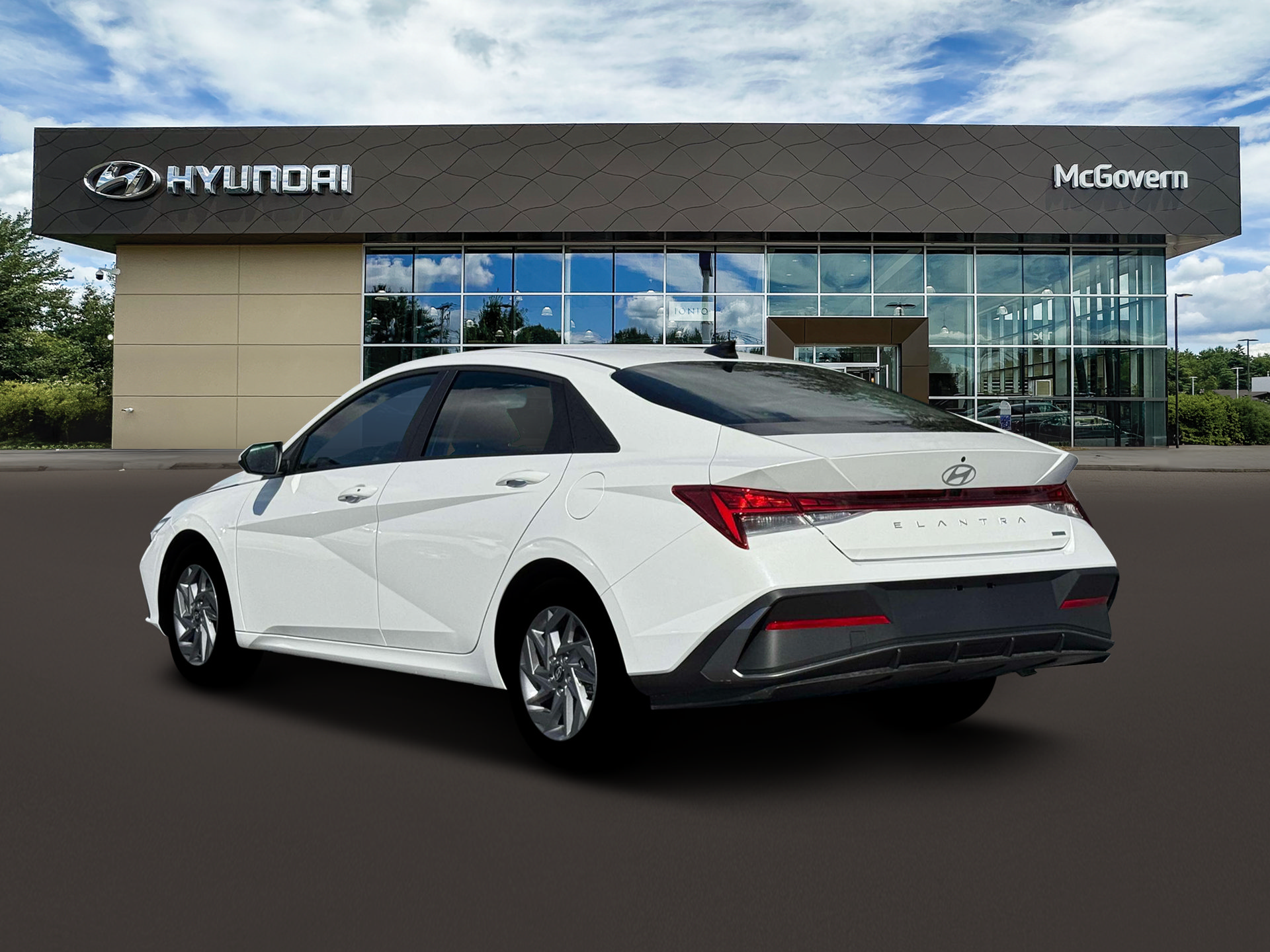 New 2026 Hyundai Elantra Hybrid FWD image 5