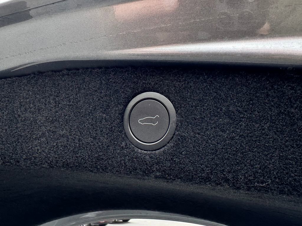 Used 2025 Tesla Model 3 Long Range image 16