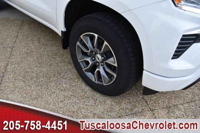 Used 2025 Chevrolet Silverado 1500 RST AWD/4WD image 12