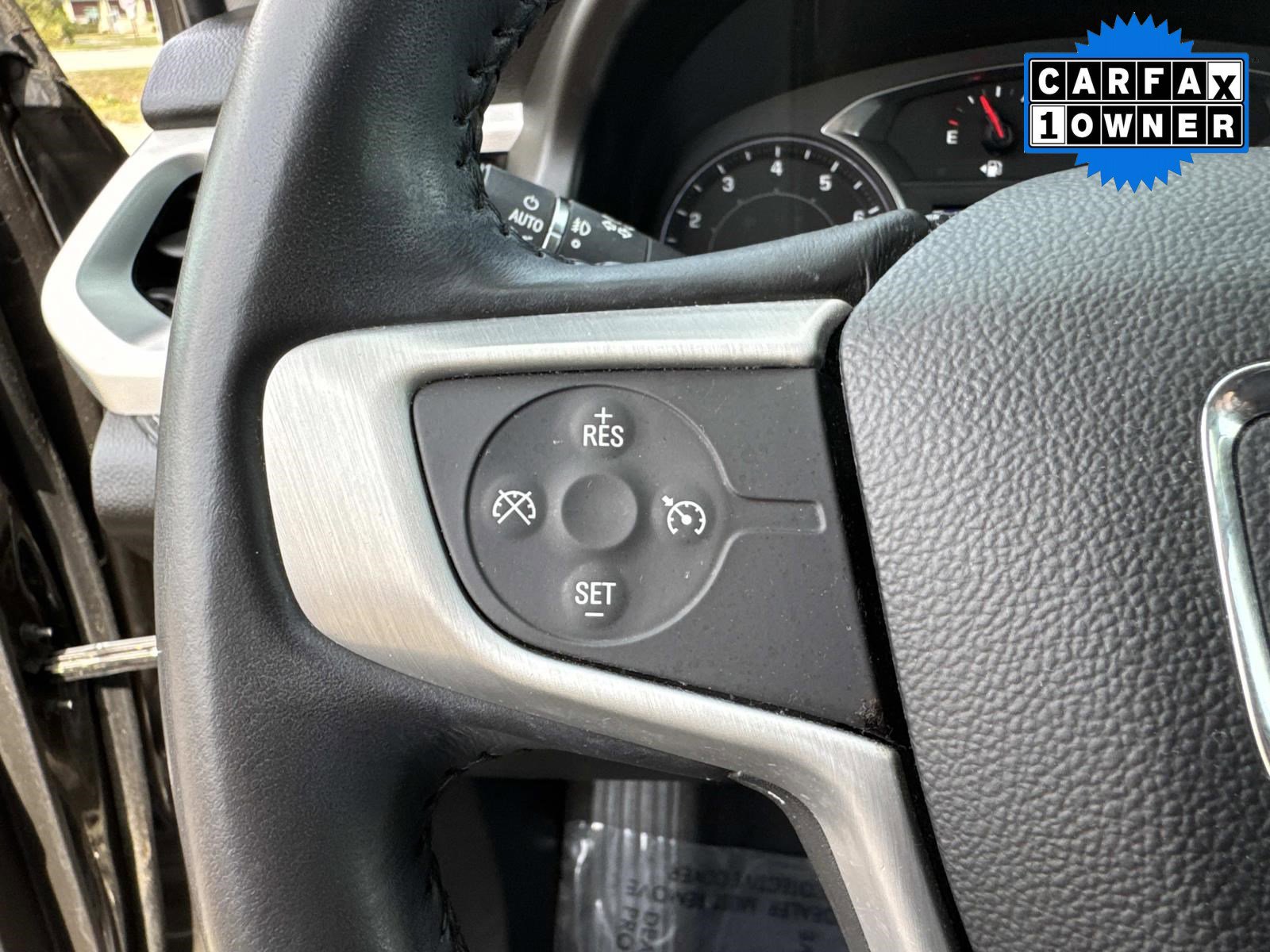 Used 2019 GMC Acadia SLT image 36