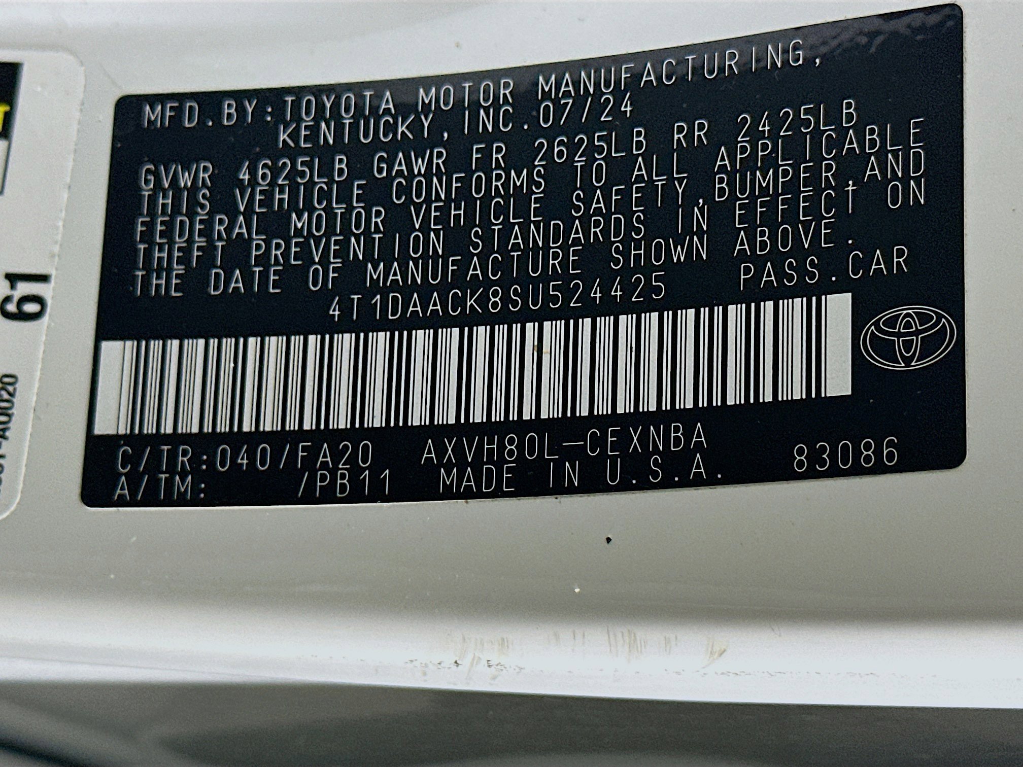 Used 2025 Toyota Camry LE image 12