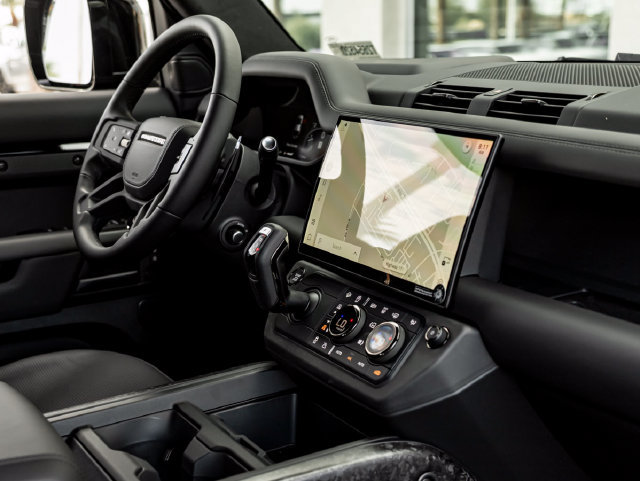 New 2026 Land Rover Defender 110 OCTA AWD/4WD image 42