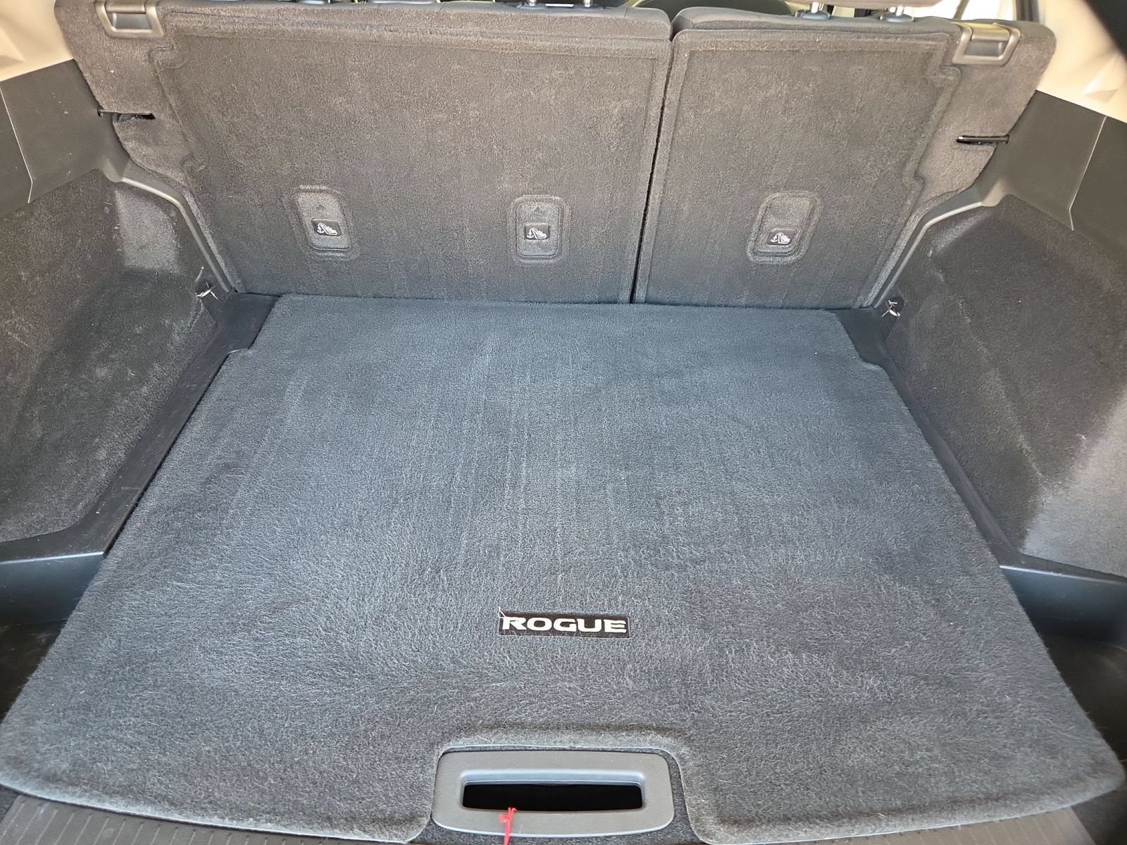Used 2023 Nissan Rogue S FWD image 25