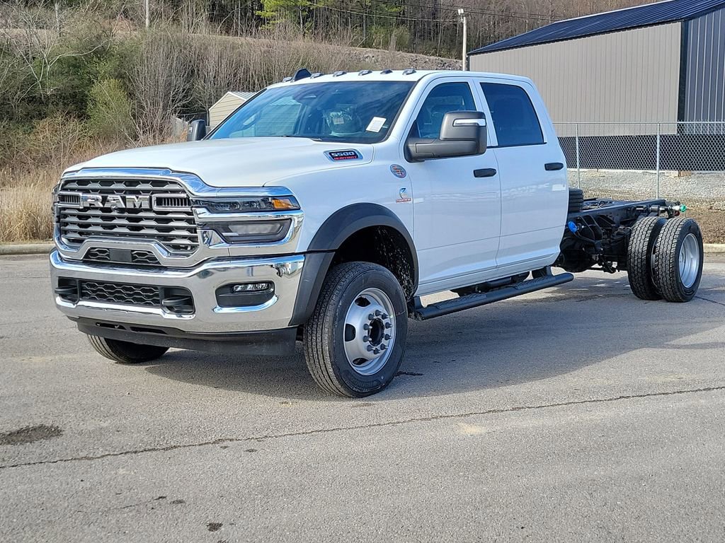 New 2026 RAM 5500 Tradesman w/ Chrome Appearance Group image 7
