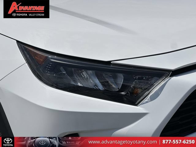 Certified 2019 Toyota RAV4 LE FWD image 12