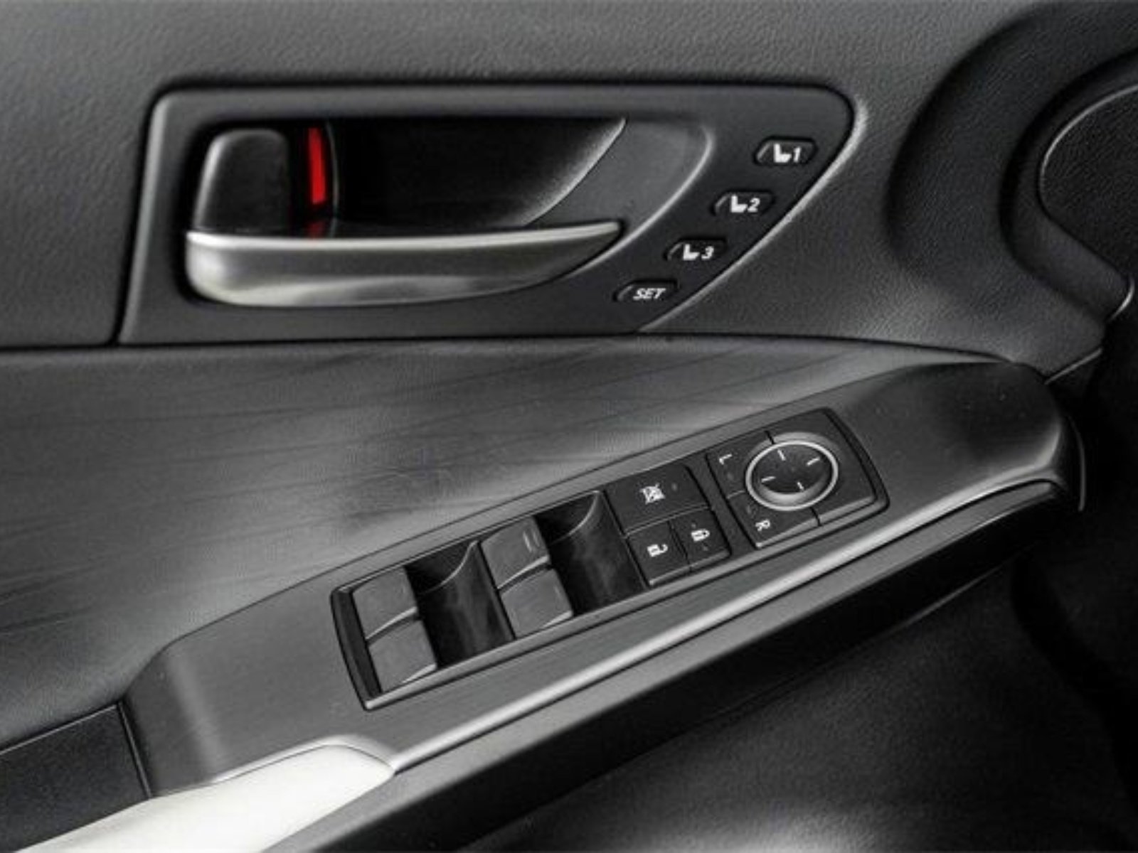 Used 2024 Lexus IS 500 w/ Accessory Package image 64