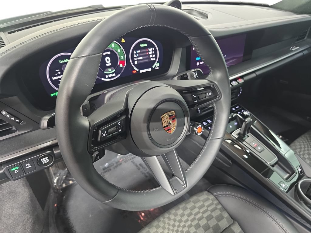 Certified 2026 Porsche 911 Carrera GTS RWD image 4