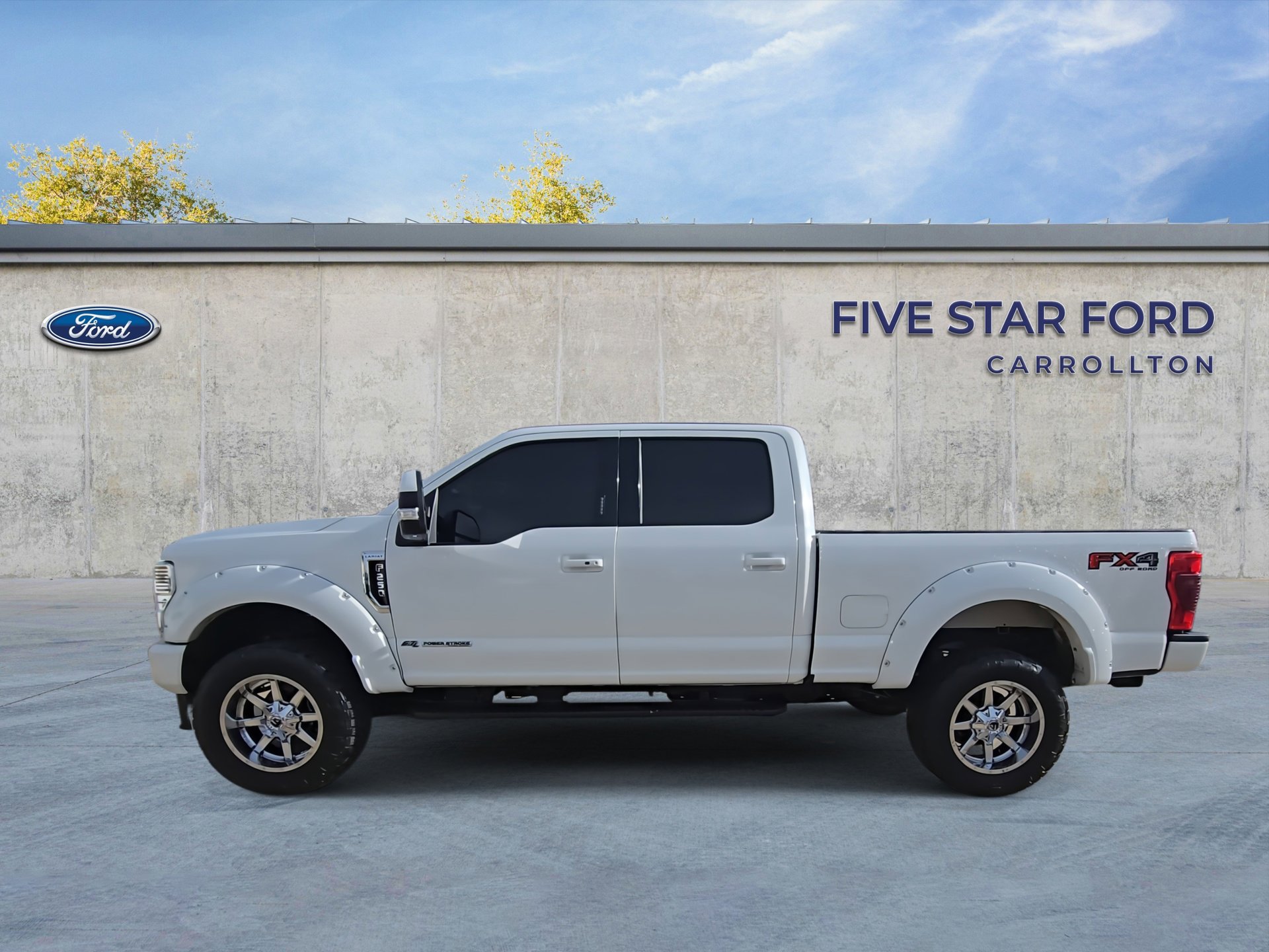Used 2022 Ford F250 Lariat w/ Lariat Ultimate Package image 5
