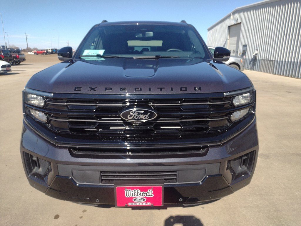 New 2026 Ford Expedition Max Platinum w/ Stealth Performance Package image 3