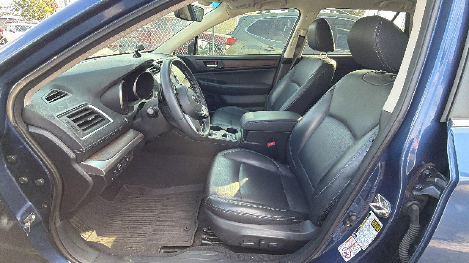 Used 2019 Subaru Outback 2.5i Limited w/ Popular Package #2 AWD/4WD image 9