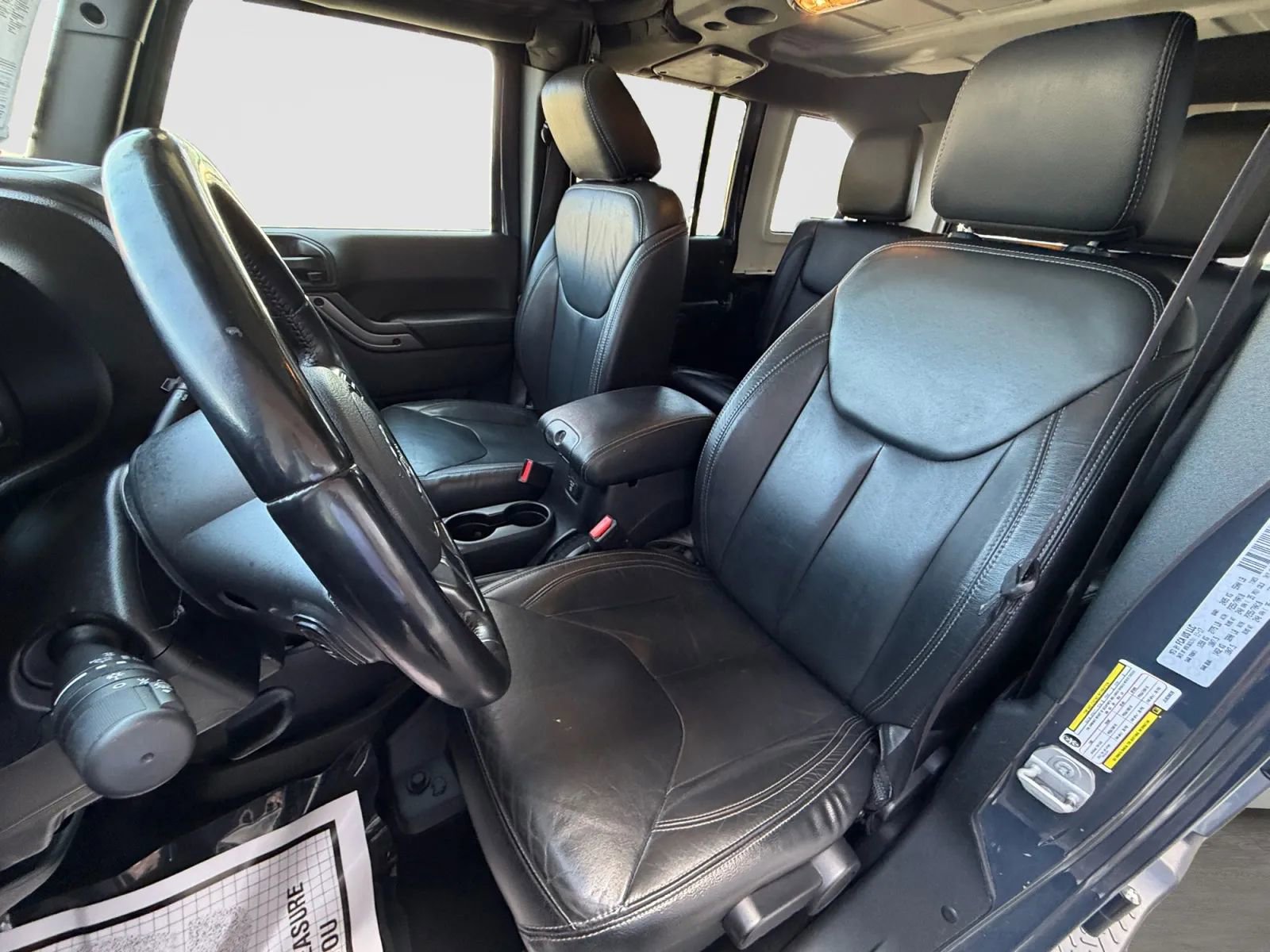 Used 2018 Jeep Wrangler Unlimited Sahara image 11