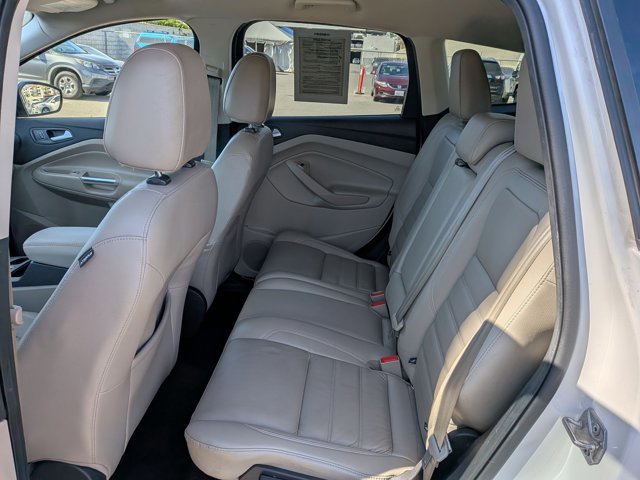 Used 2017 Ford Escape Titanium w/ Equipment Group 301A AWD/4WD image 19