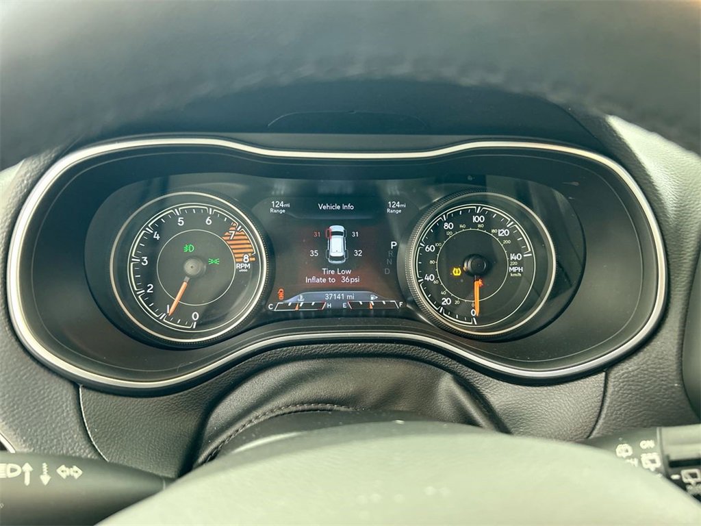 Certified 2022 Jeep Cherokee Trailhawk image 13