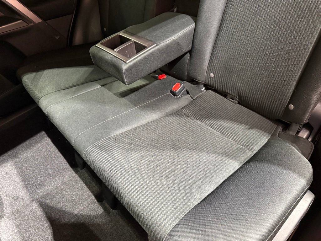 Used 2017 Toyota RAV4 LE w/ Carpet Mat Package AWD/4WD image 19