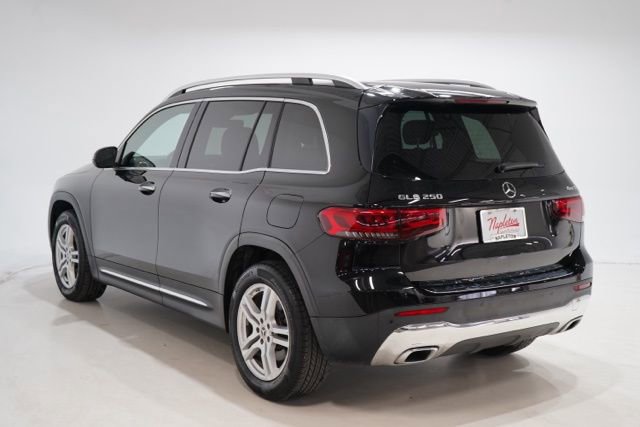 Used 2022 Mercedes-Benz GLB 250 4MATIC image 7