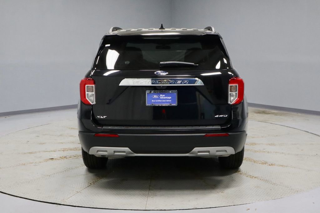 Certified 2022 Ford Explorer XLT w/ Equipment Group 202A image 11