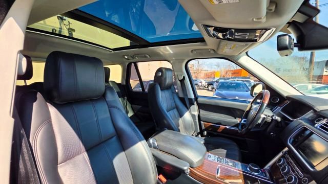 Used 2015 Land Rover Range Rover Supercharged AWD/4WD image 35