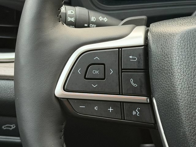 Certified 2025 Toyota Grand Highlander AWD image 28