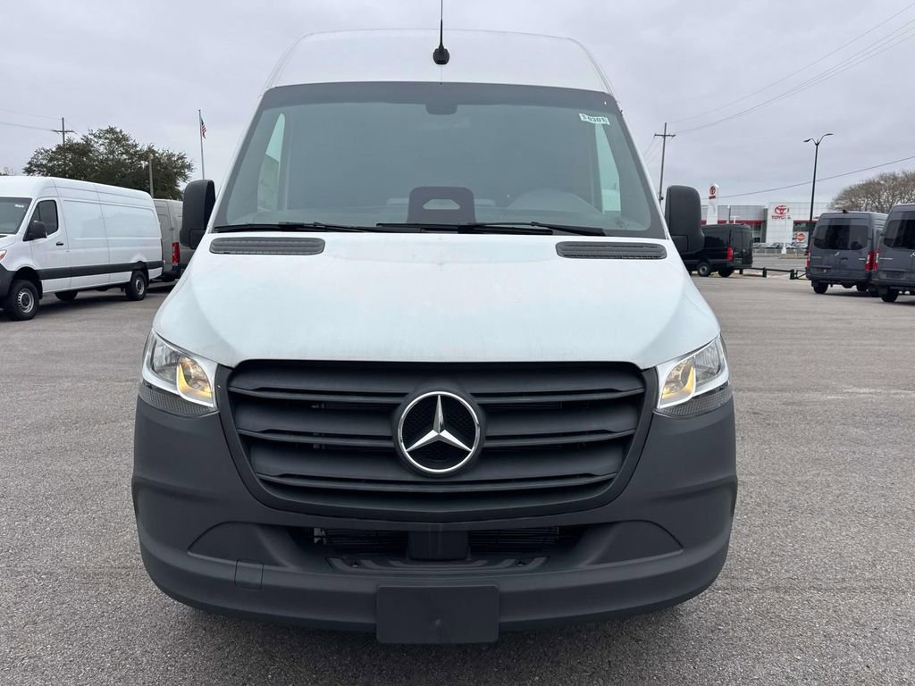 New 2025 Mercedes-Benz Sprinter 2500 image 2