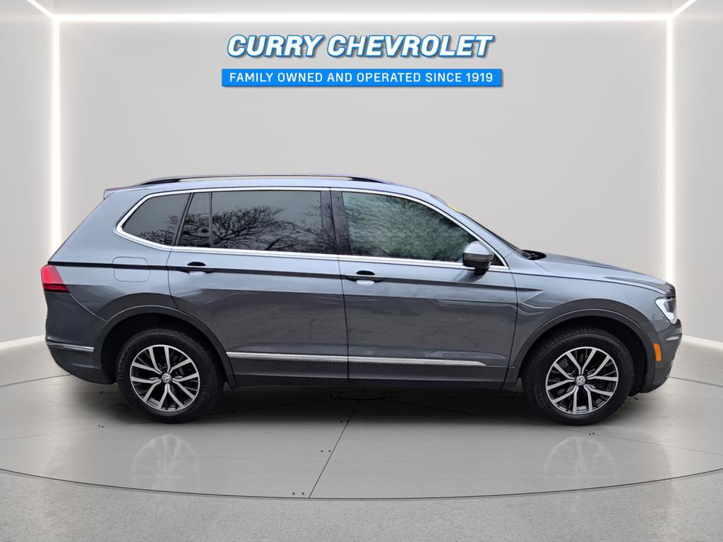 Used 2018 Volkswagen Tiguan SE w/ Panoramic Sunroof Package image 21