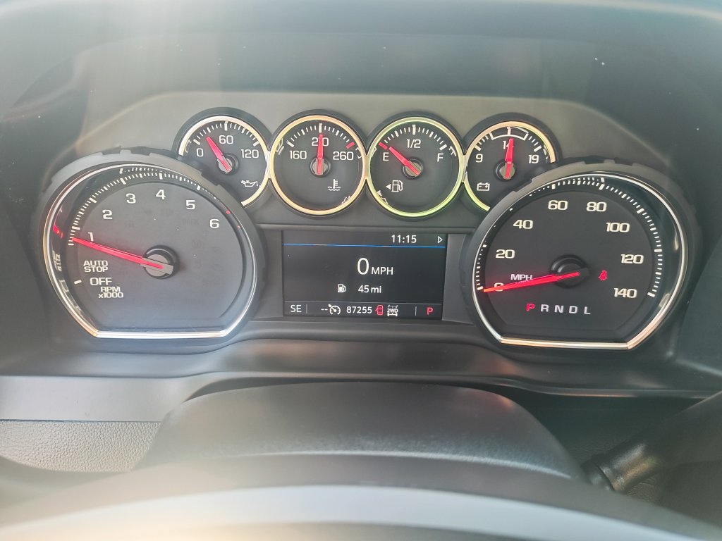 Used 2022 Chevrolet Silverado 1500 LT AWD/4WD image 18