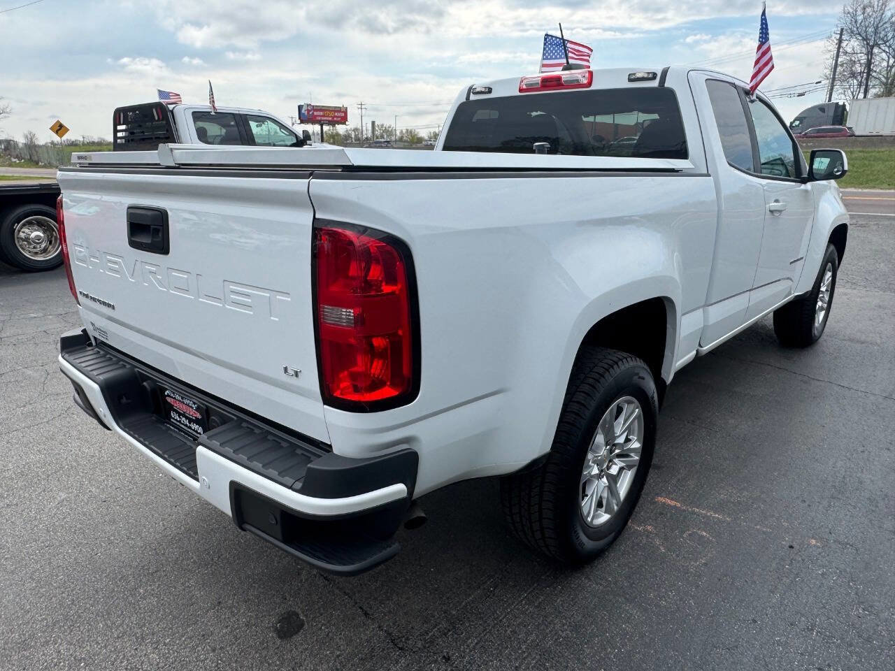 Used 2021 Chevrolet Colorado LT w/ Fleet Safety Package image 6