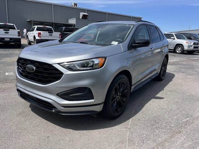 Used 2022 Ford Edge SE w/ Black Appearance Package image 7