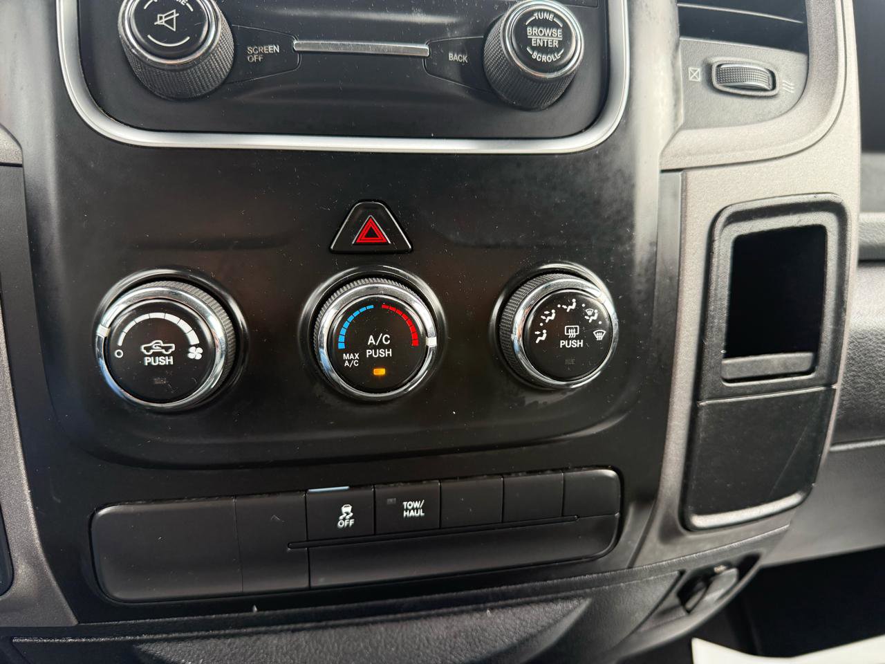 Used 2017 RAM 1500 Tradesman w/ Power & Remote Entry Group RWD image 13