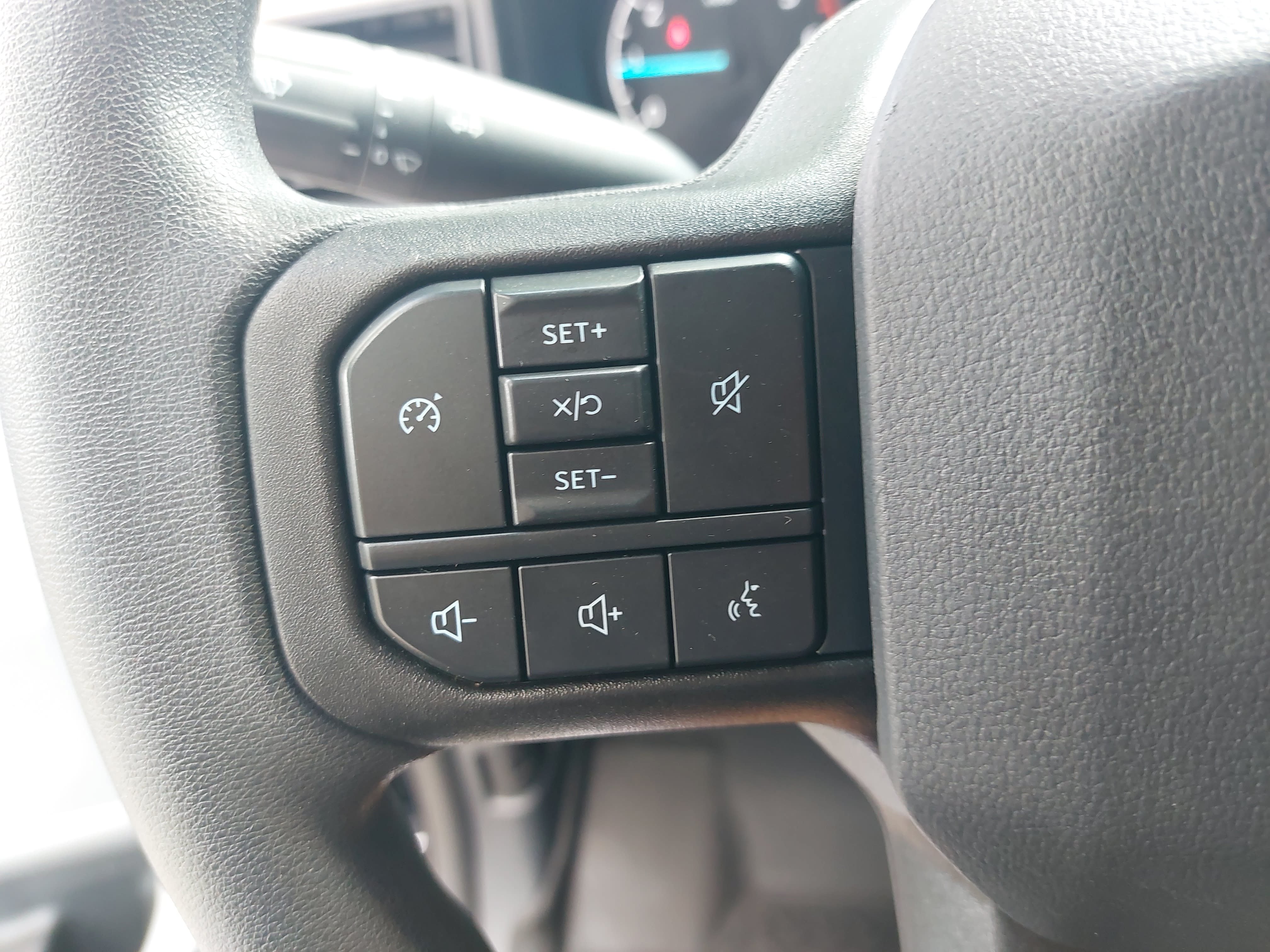 Used 2025 Ford F350 XL w/ STX Appearance Package AWD/4WD image 15