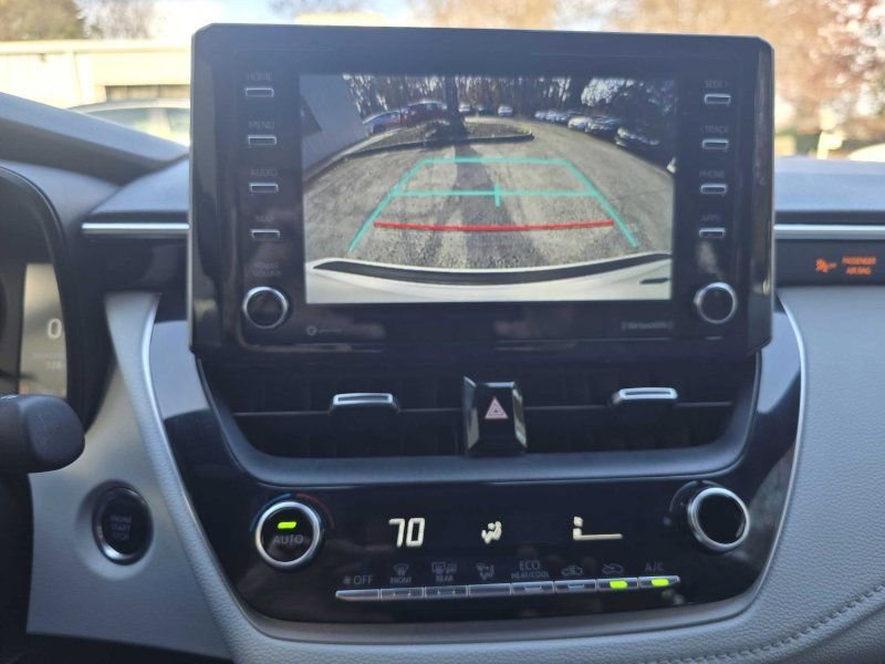 Used 2021 Toyota Corolla SE image 22