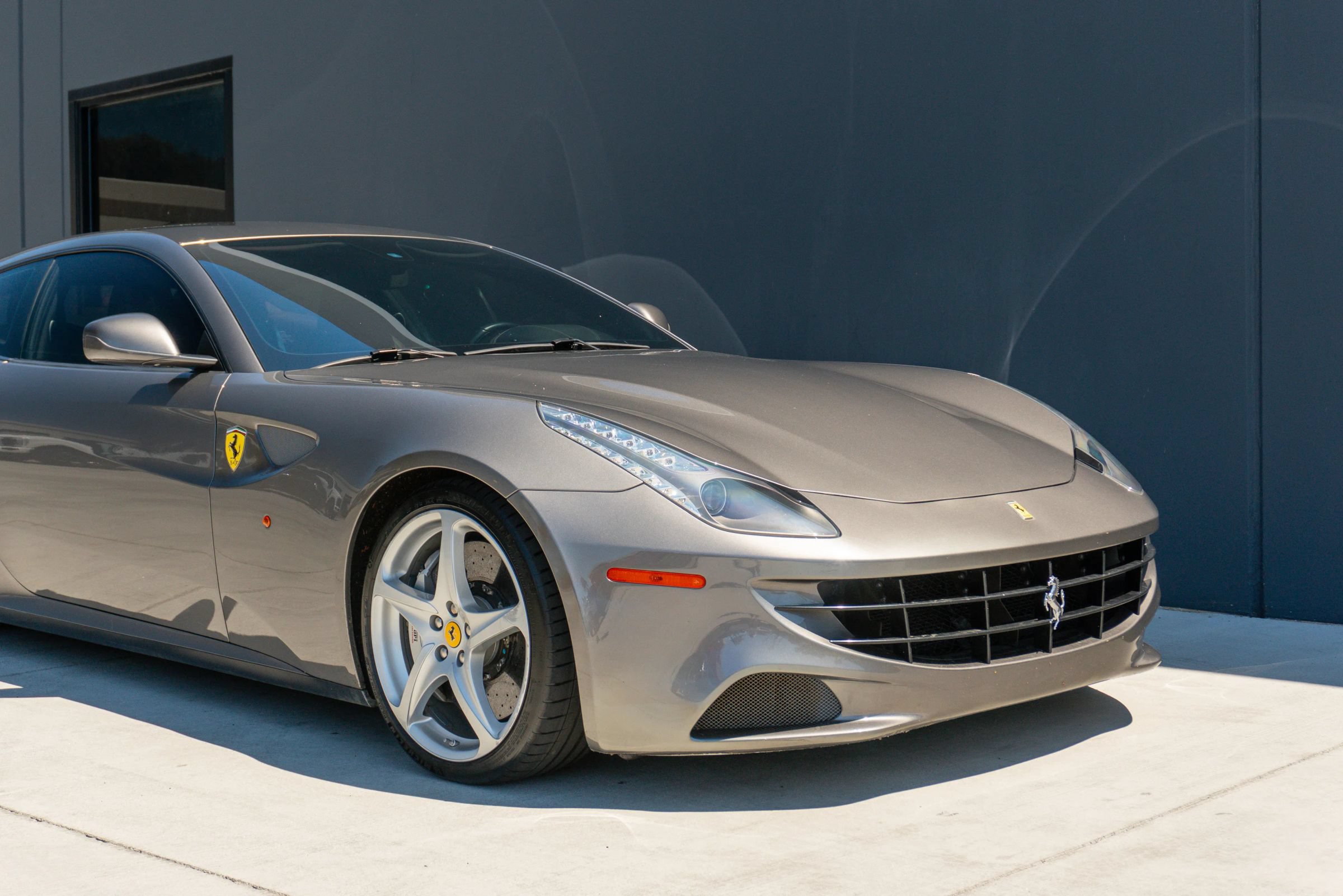 Used 2012 Ferrari FF AWD/4WD image 38