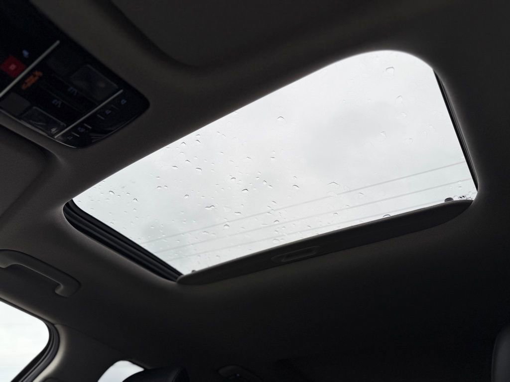 Used 2025 Hyundai Santa Fe Limited image 25