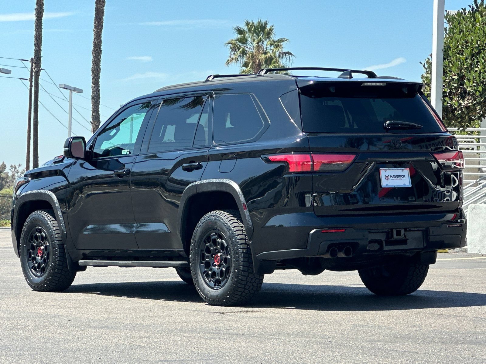 Used 2024 Toyota Sequoia TRD Pro AWD/4WD image 3