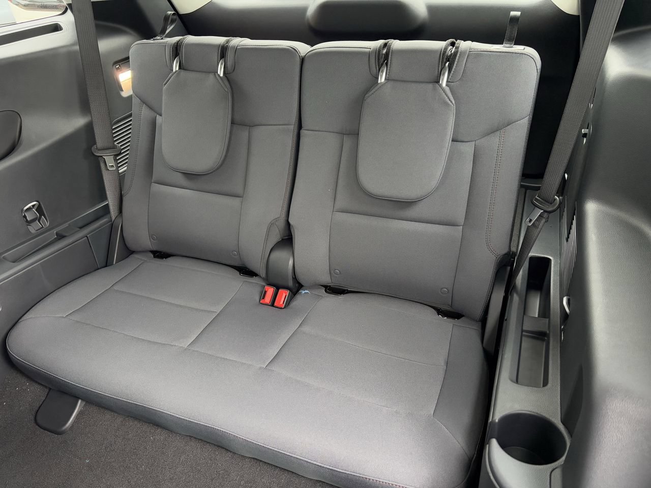 New 2026 Ford Explorer Active RWD image 25