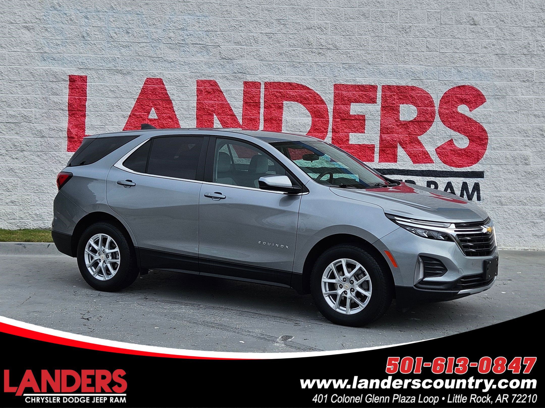 Used 2023 Chevrolet Equinox LT w/ Driver Convenience Package image 1