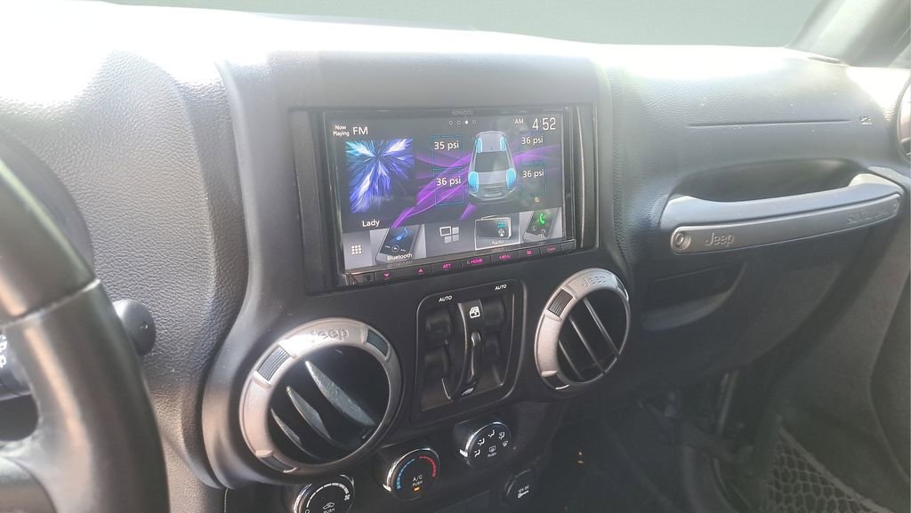 Used 2017 Jeep Wrangler Unlimited Sport w/ Quick Order Package 24S image 16