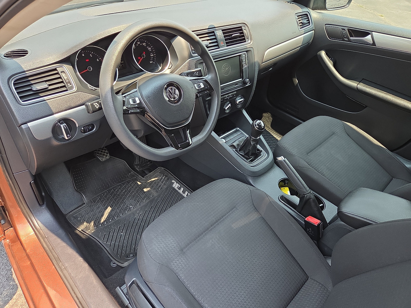 Used 2016 Volkswagen Jetta SE FWD image 15