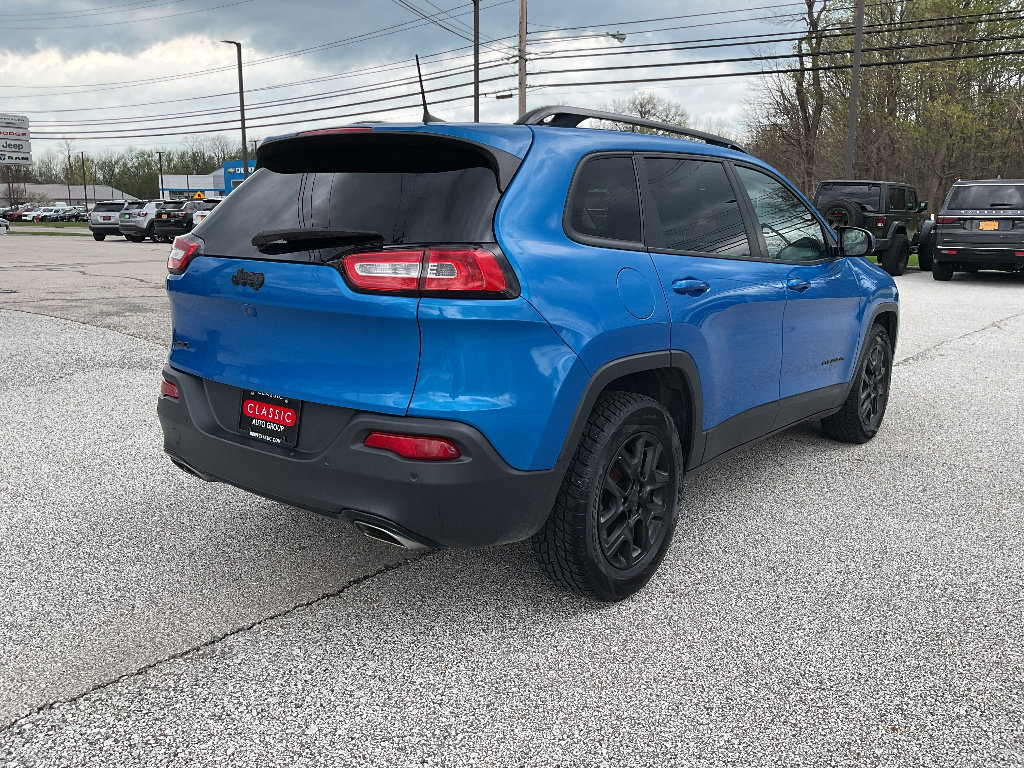 Used 2018 Jeep Cherokee Limited w/ High Altitude Package AWD/4WD image 7