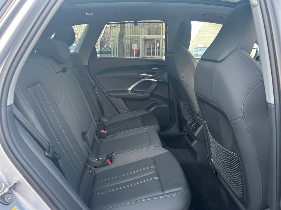 Used 2025 Audi Q5 Premium Plus w/ Premium Plus image 29