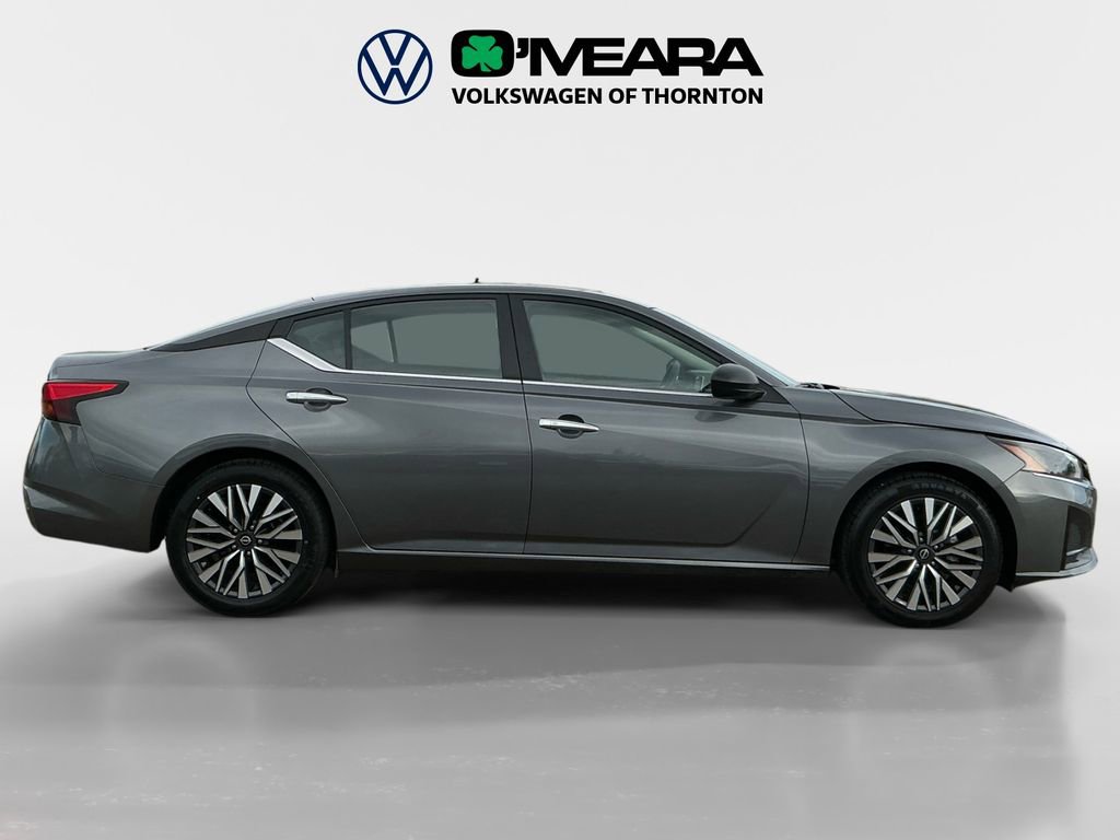 Used 2024 Nissan Altima 2.5 SV image 6