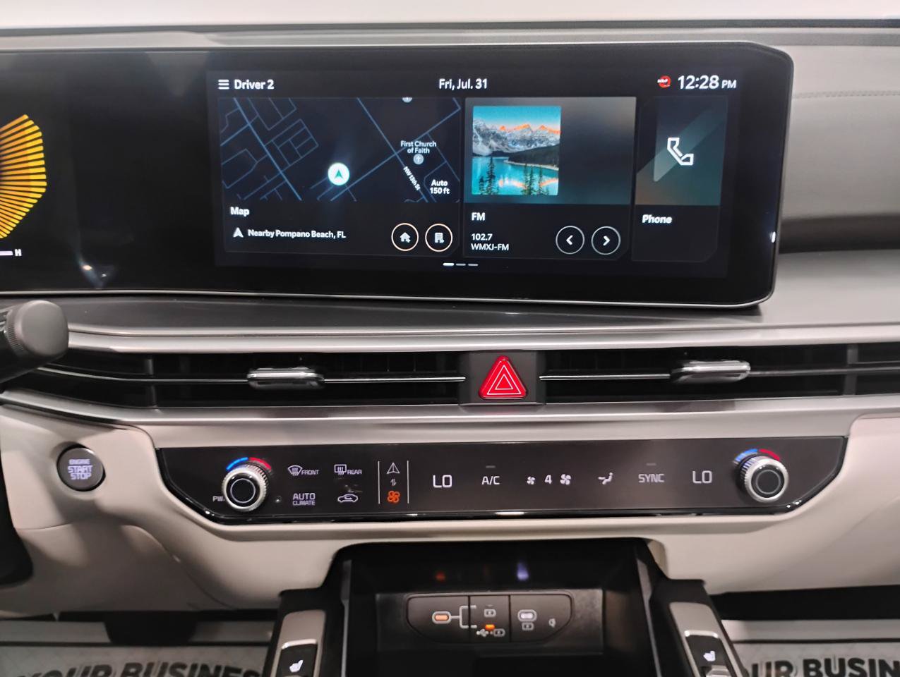 Used 2025 Kia Sorento S w/ Panoramic Sunroof Package FWD image 77