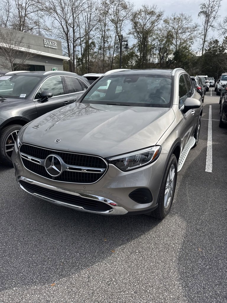 Certified 2023 Mercedes-Benz GLC 300 image 1