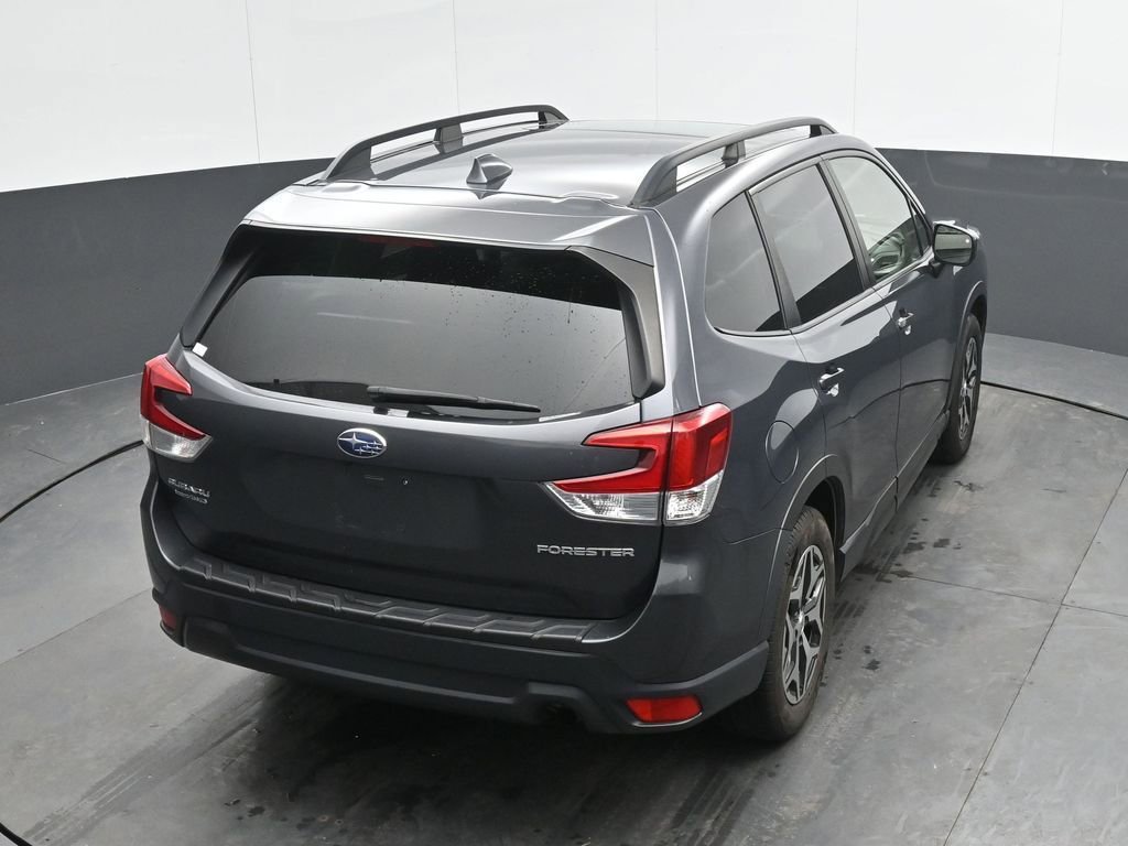 Used 2020 Subaru Forester Premium AWD/4WD image 12