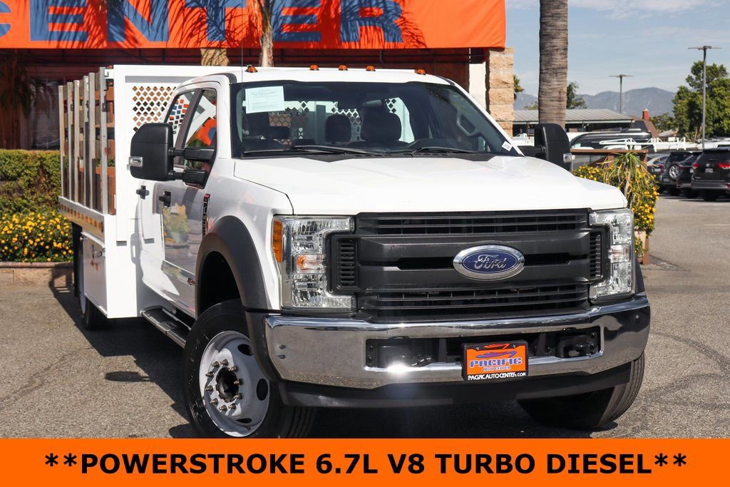 Used 2017 Ford F550 2WD Crew Cab Super Duty image 2